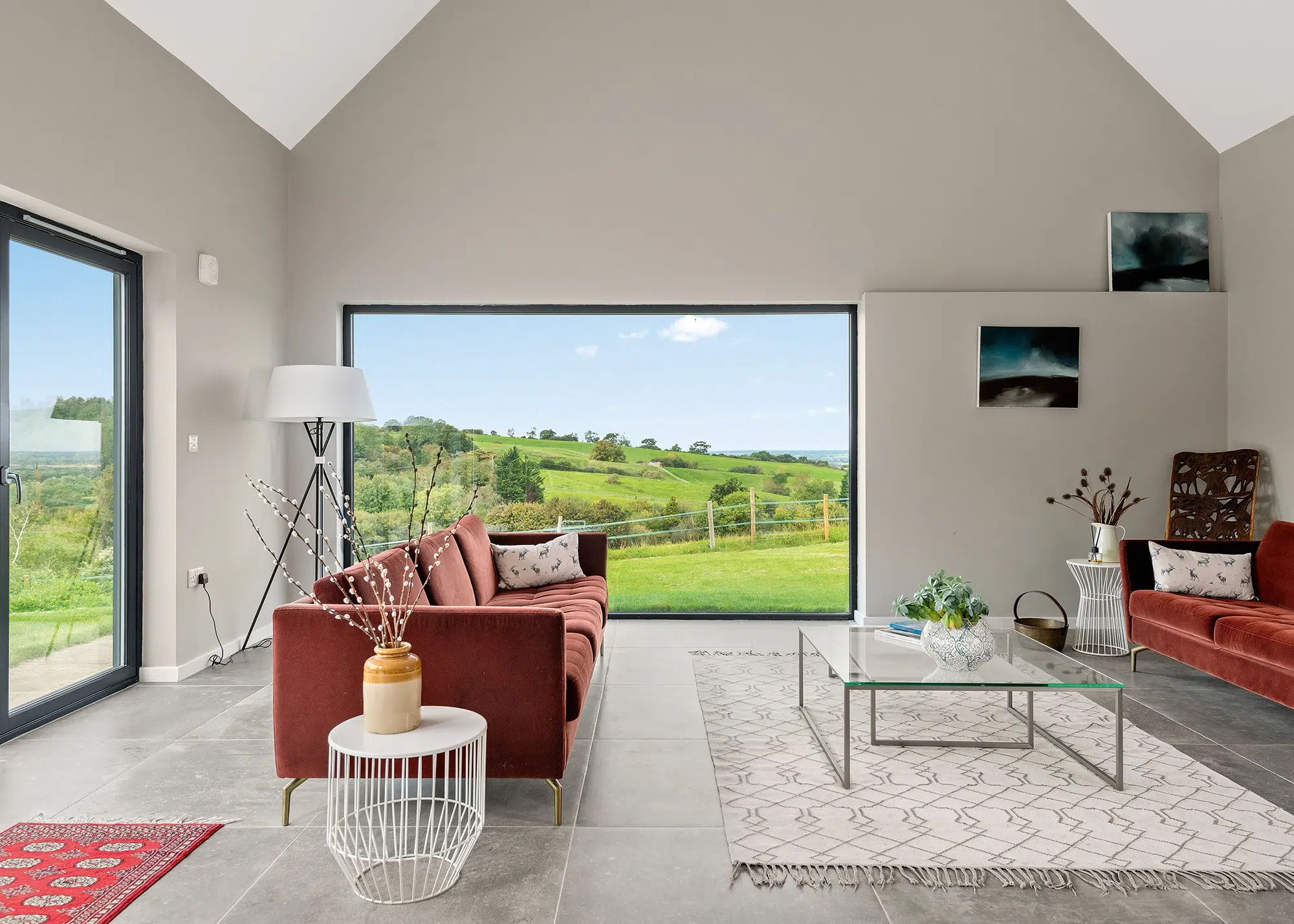 Kitchen Fit-Out Decisions – The Experts Reveal How to Choose the Best Lighting, Flooring & Finishes