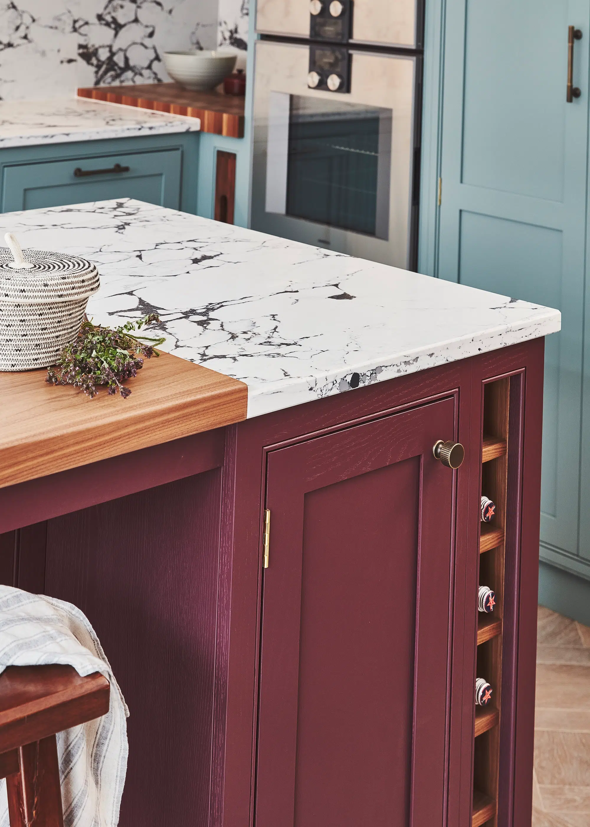 Kitchen Fit-Out Decisions – The Experts Reveal How to Choose the Best Lighting, Flooring & Finishes