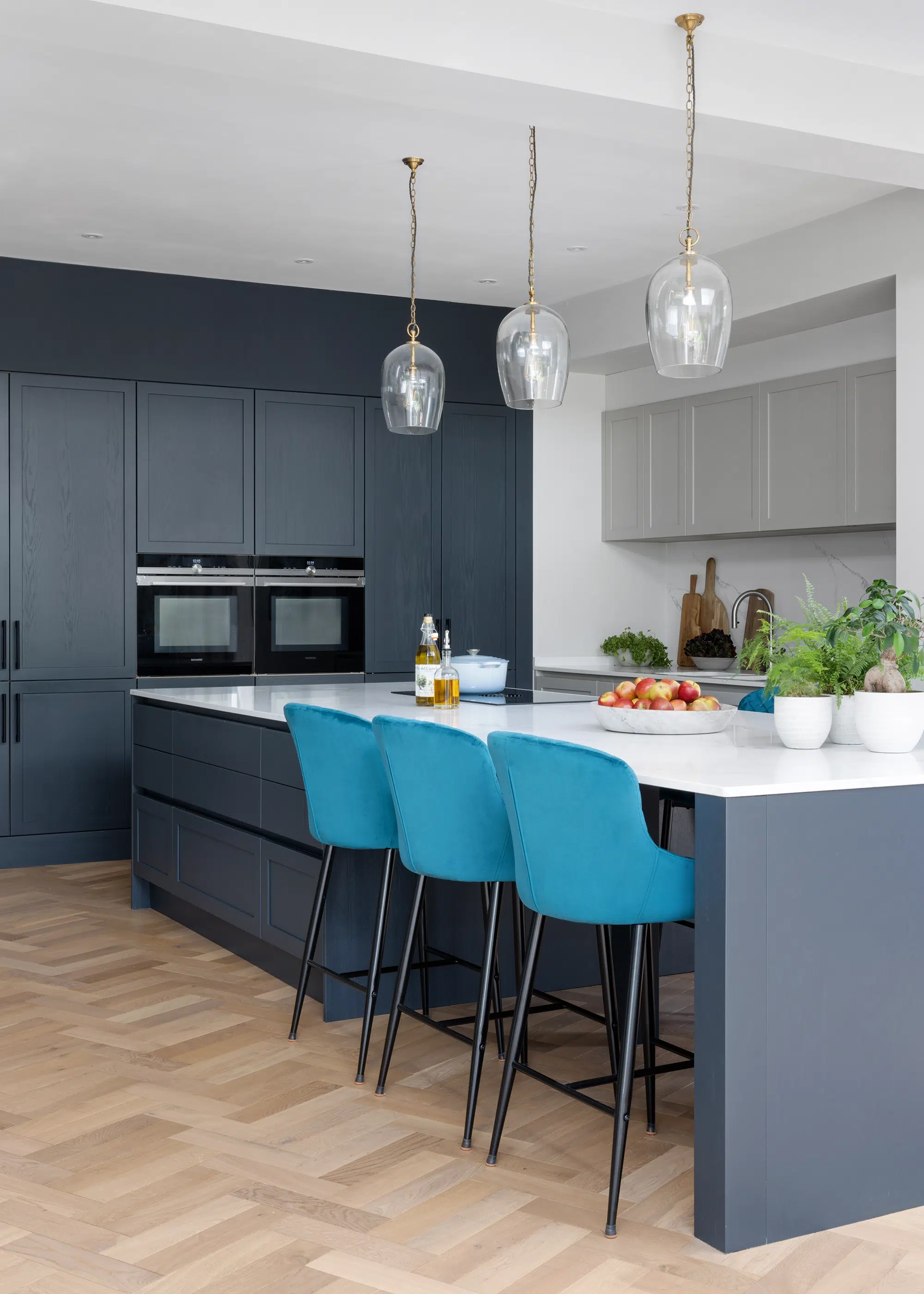 Kitchen Fit-Out Decisions – The Experts Reveal How to Choose the Best Lighting, Flooring & Finishes