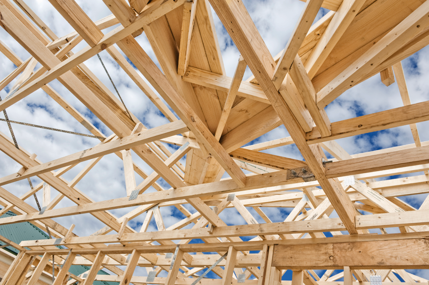 Timber roof structure