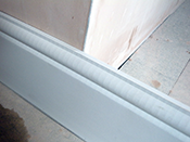 Marking the position of the skirting