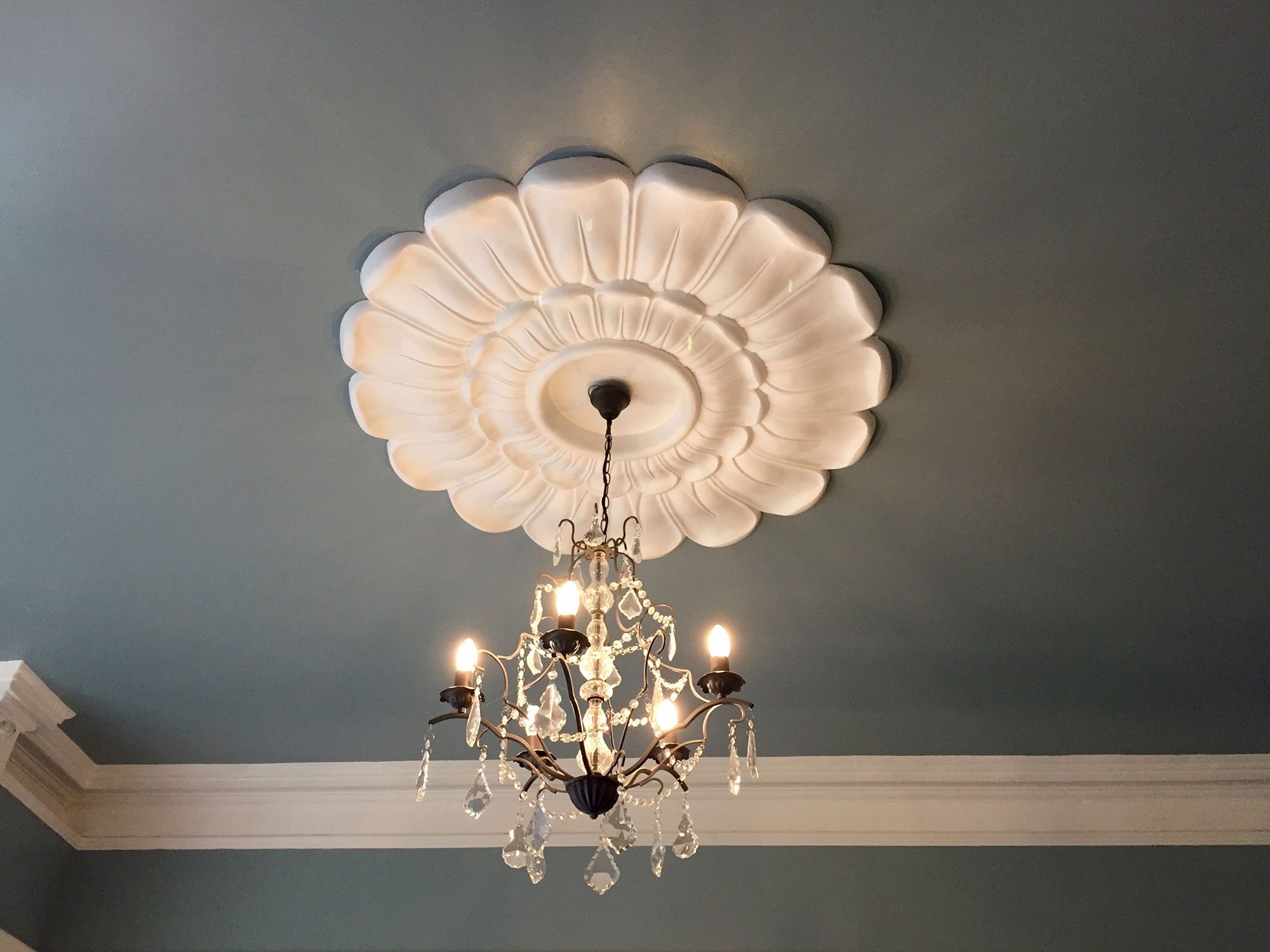 Decorative cornicing by Plaster Ceiling Roses