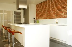 Victorian renovation with steel frame extension