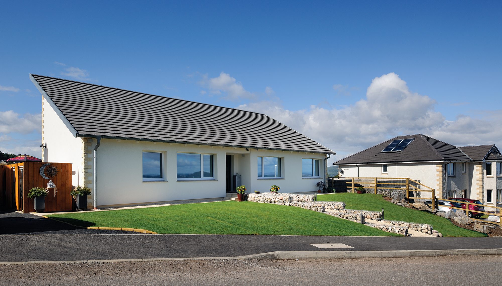 Passivhaus bungalow with SIPs