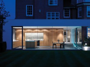 Contemporary glass extension by Gregory Phillips Architects