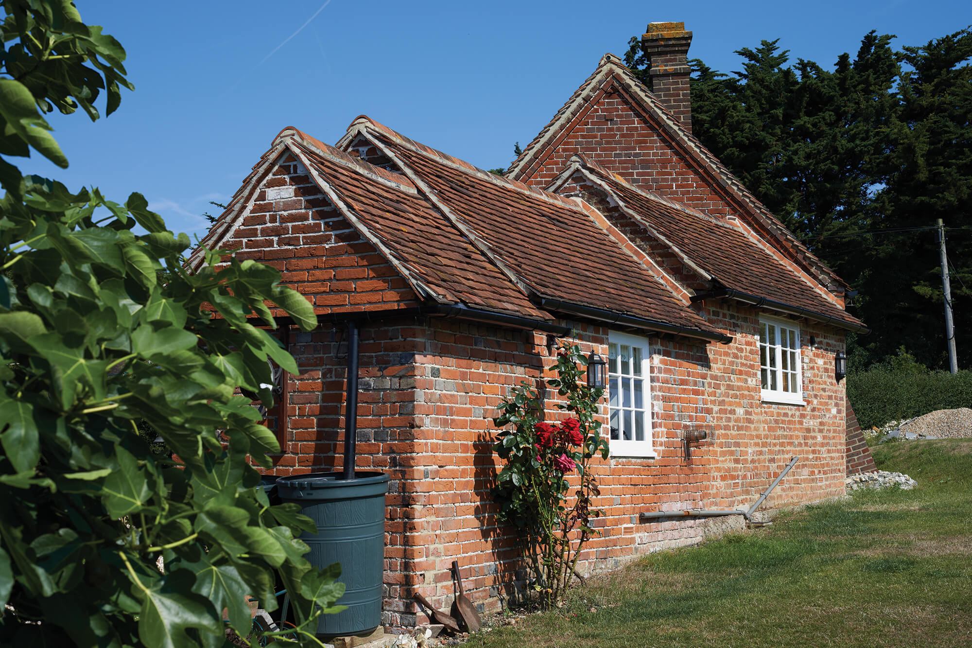 What is a listed building build it