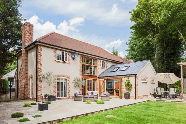 Spectacular Brick & Flint Clad Home