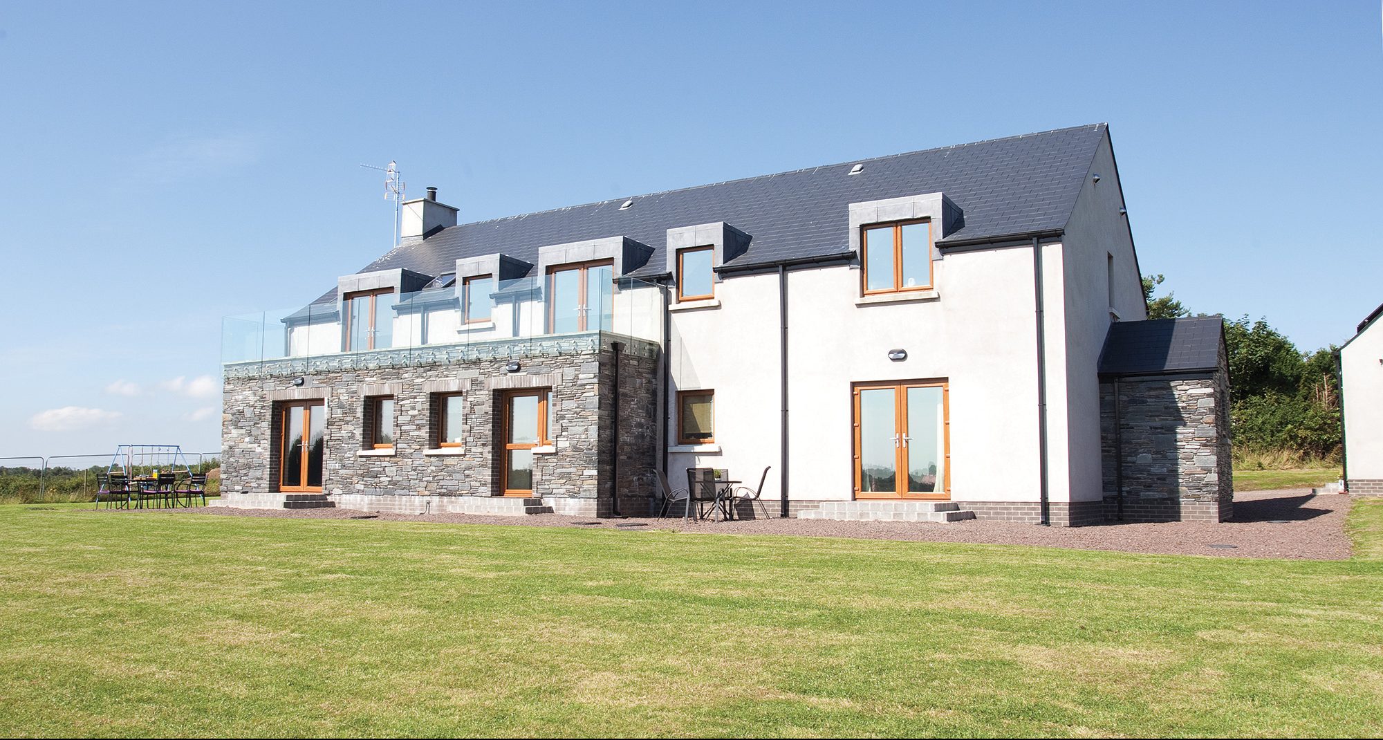 self build home with terrace