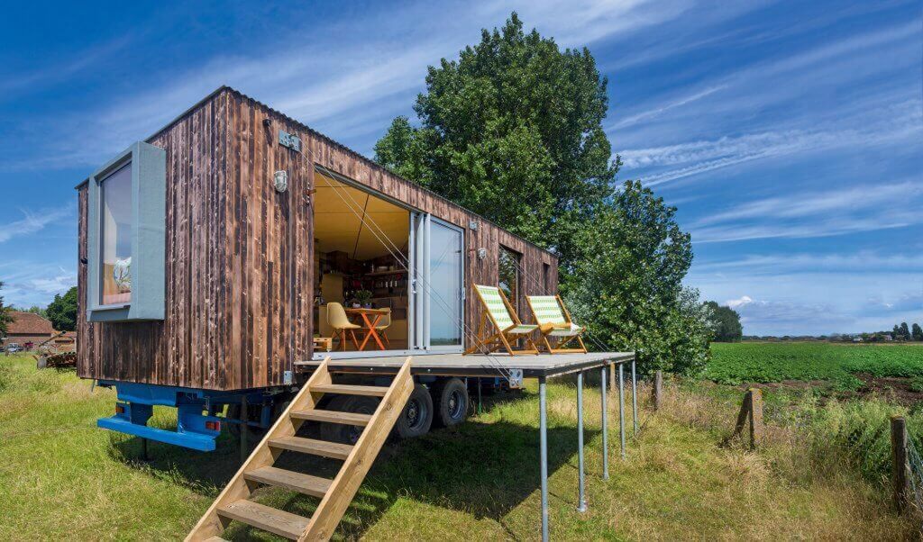 Tiny mobile cabin house