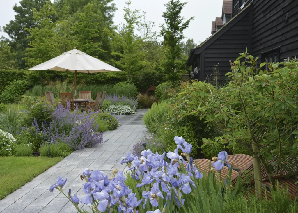 Garden Design & Landscaping: How to Create Your Perfect Outdoor Space