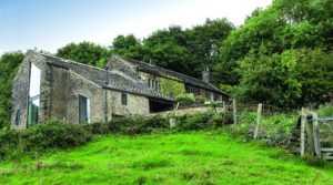 Interior designer Emma Gordon planned her own barn conversion, turning a 200-year-old timber and steel barn into a stunning home. Photo: Colin Poole