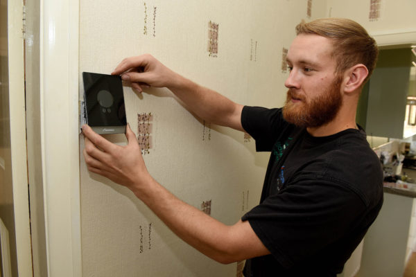 Smart heating control system installation