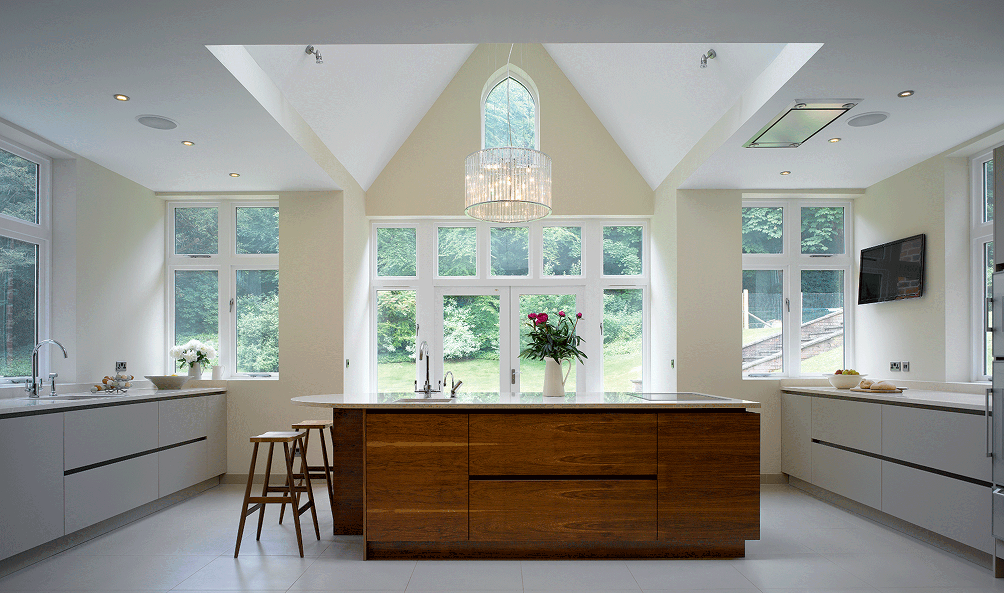 Extension to a Grade II listed old rectory by Witcher Crawford