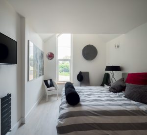 Fernandez's bedroom