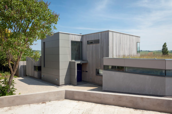 Springfield farm includes a flat roof