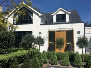 Mirror-clad rear extension