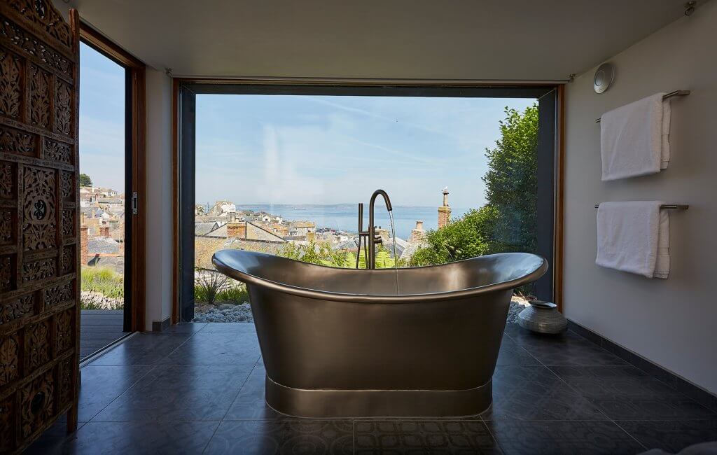 Luxury Cornish retreat by the sea