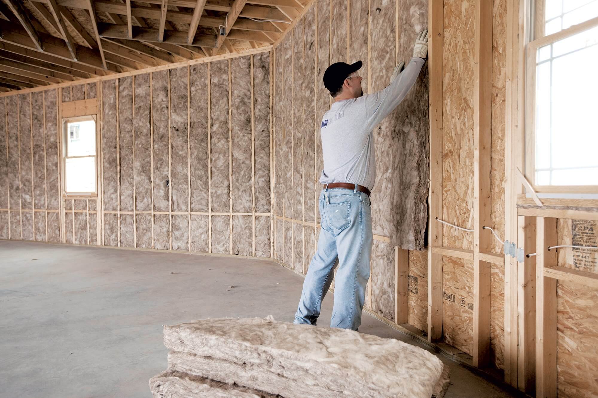 Knauf insulation being fitted