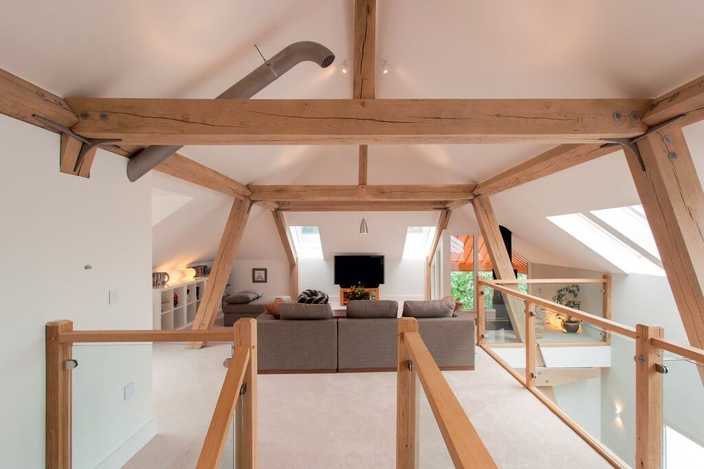 Traditional wood scheme by Carpenter Oak