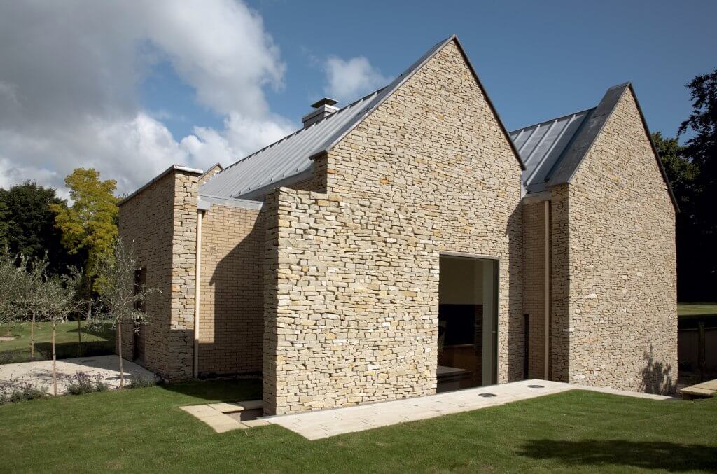 Cotswold flint stone cladding