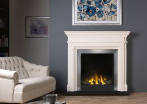 Traditional fireplace by Vision trimline