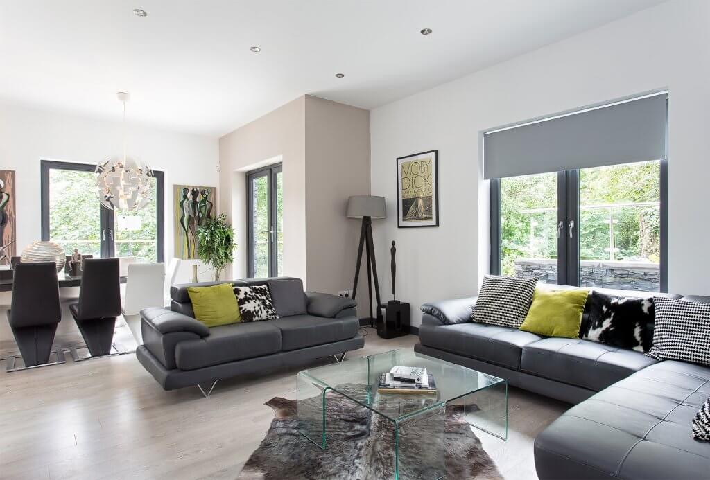 Living rooms with glazed doors