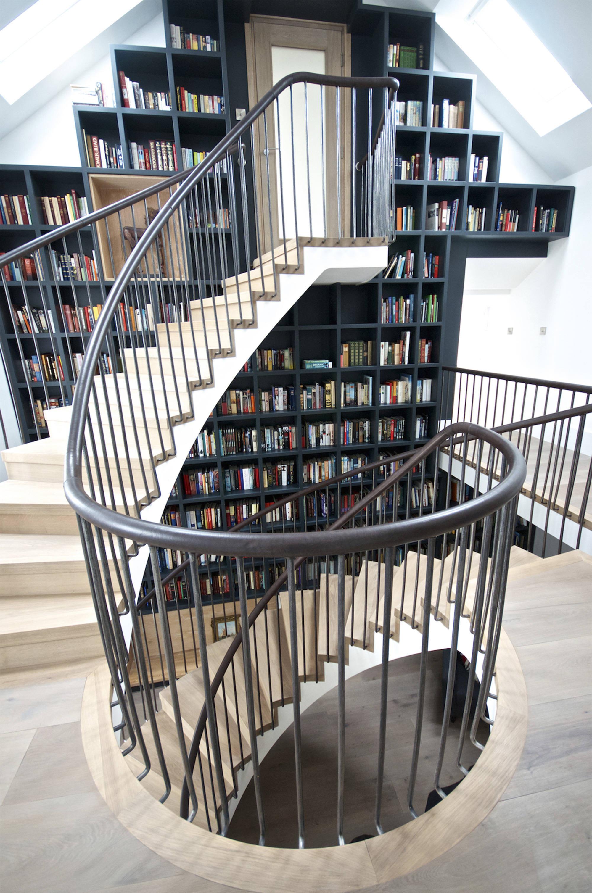 Spiral Staircase in Lightweight Concrete by Rizzi