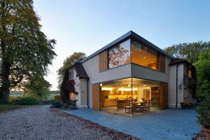 New extension to cottage in Hampshire [Credit: Liz-Eve-Fotohaus]