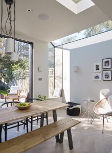 Structural glazing and window seat in extension to a Victorian terrace