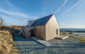 SIPs home in Scotland's Isle of Skye clad in SILA timber