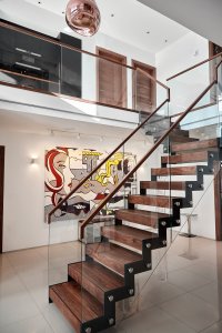 Steel and timber staircase with open risers
