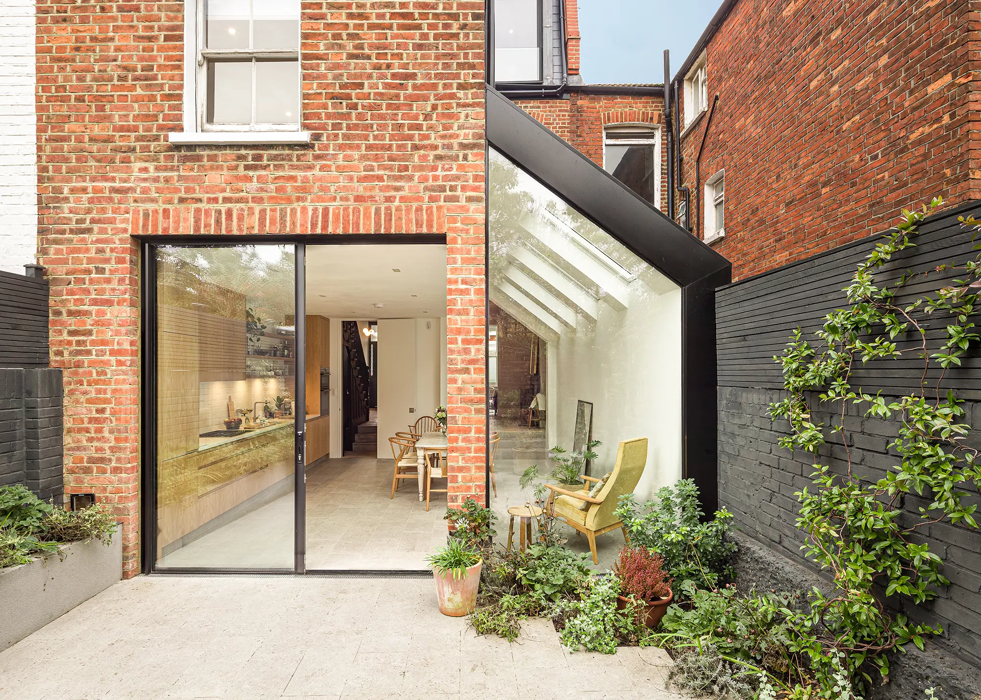 Victorian terrace house in London upgraded with a side return extension & renovation