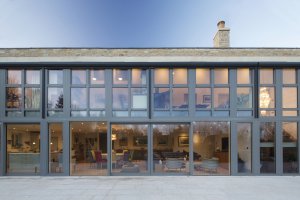 Exterior shot daylight