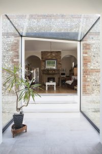 Contemporary extension with glazing