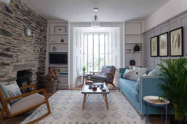 Living room with authentic and original fireplace