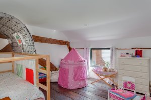 children's bedroom