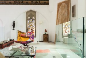 Mezzanine in chapel conversion