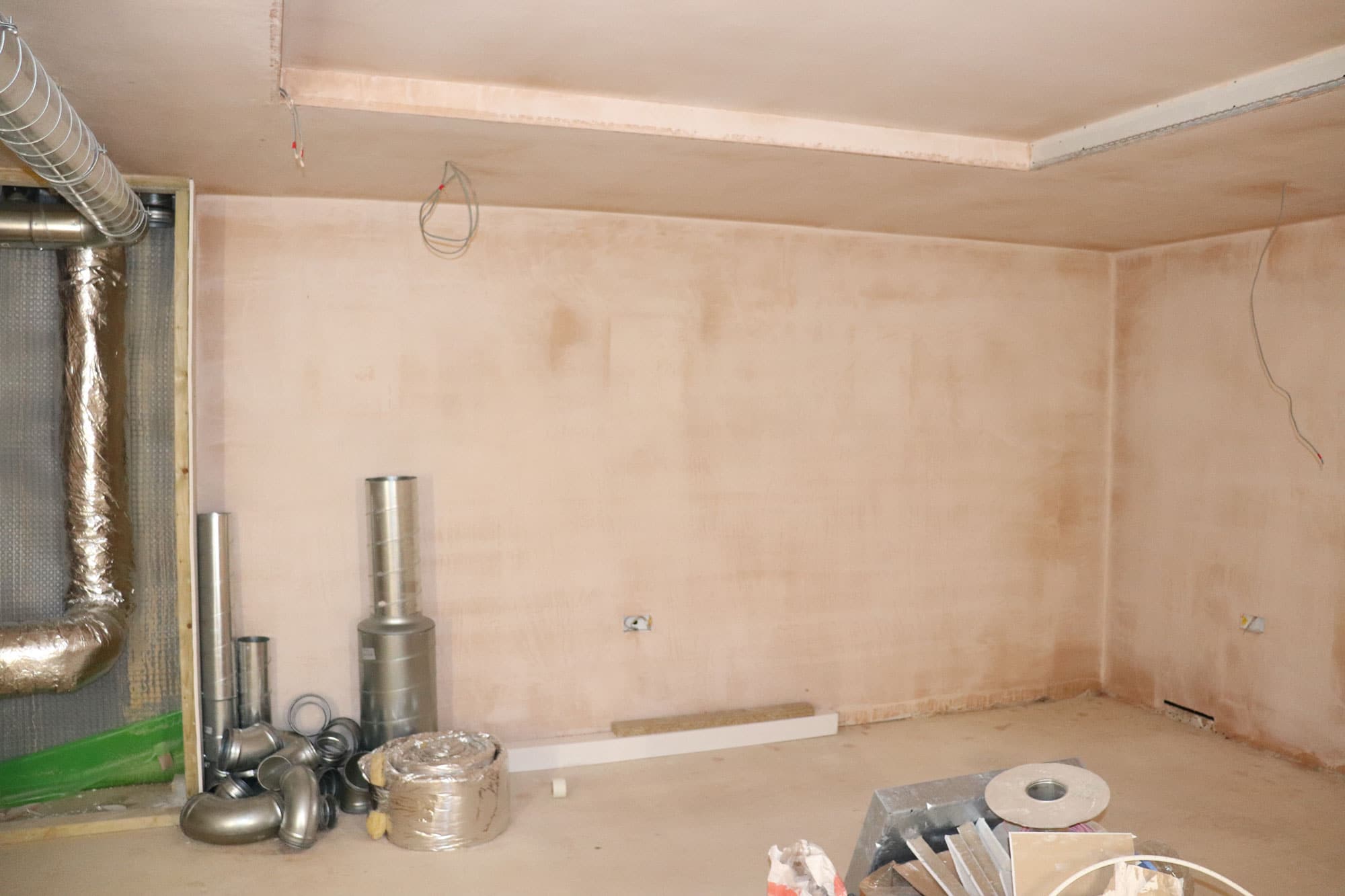 Installing The Av And Invisible Speakers Build It