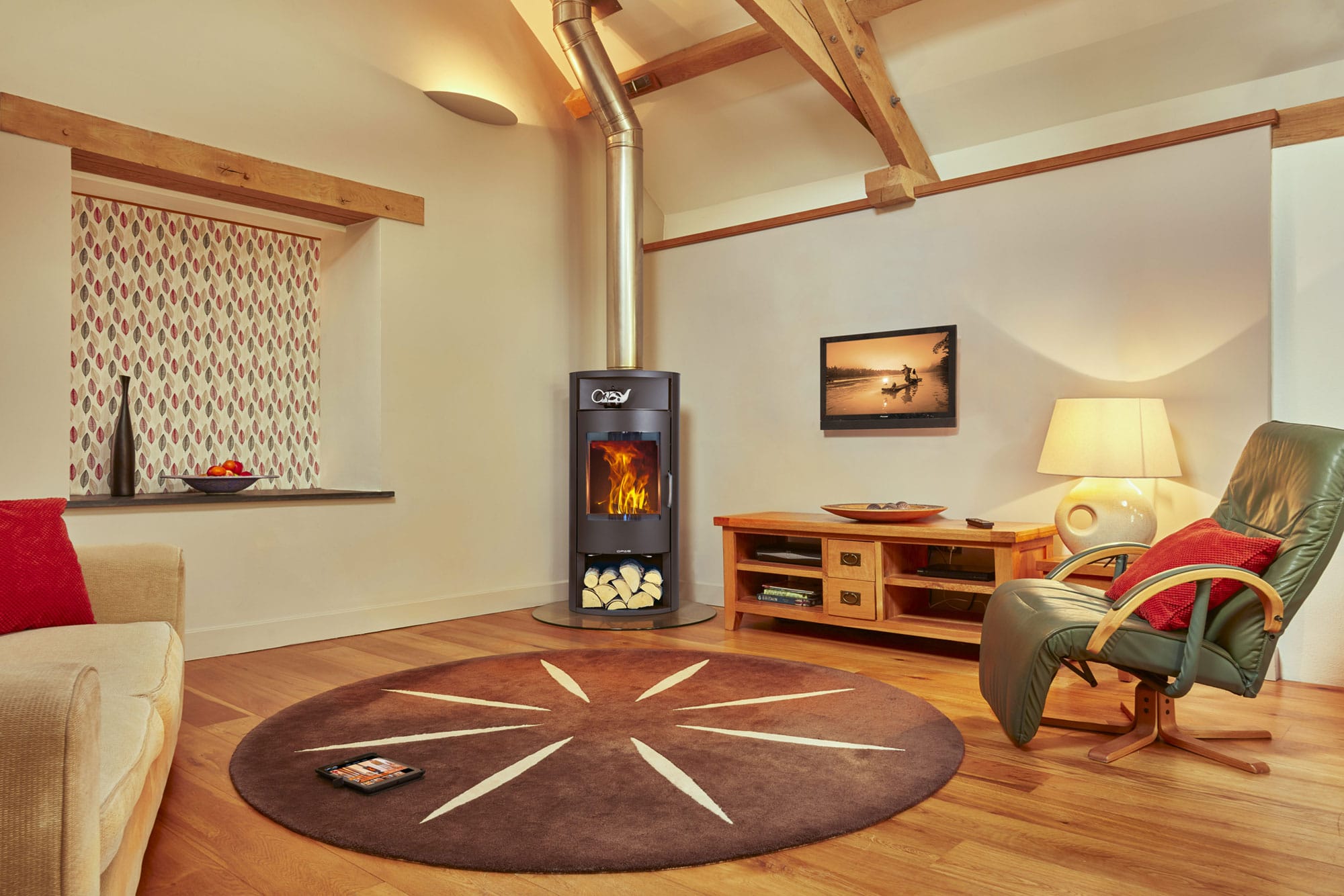 Floor to ceiling stove