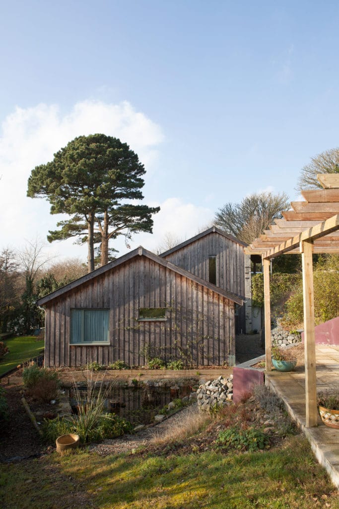 lad house on sloping plot