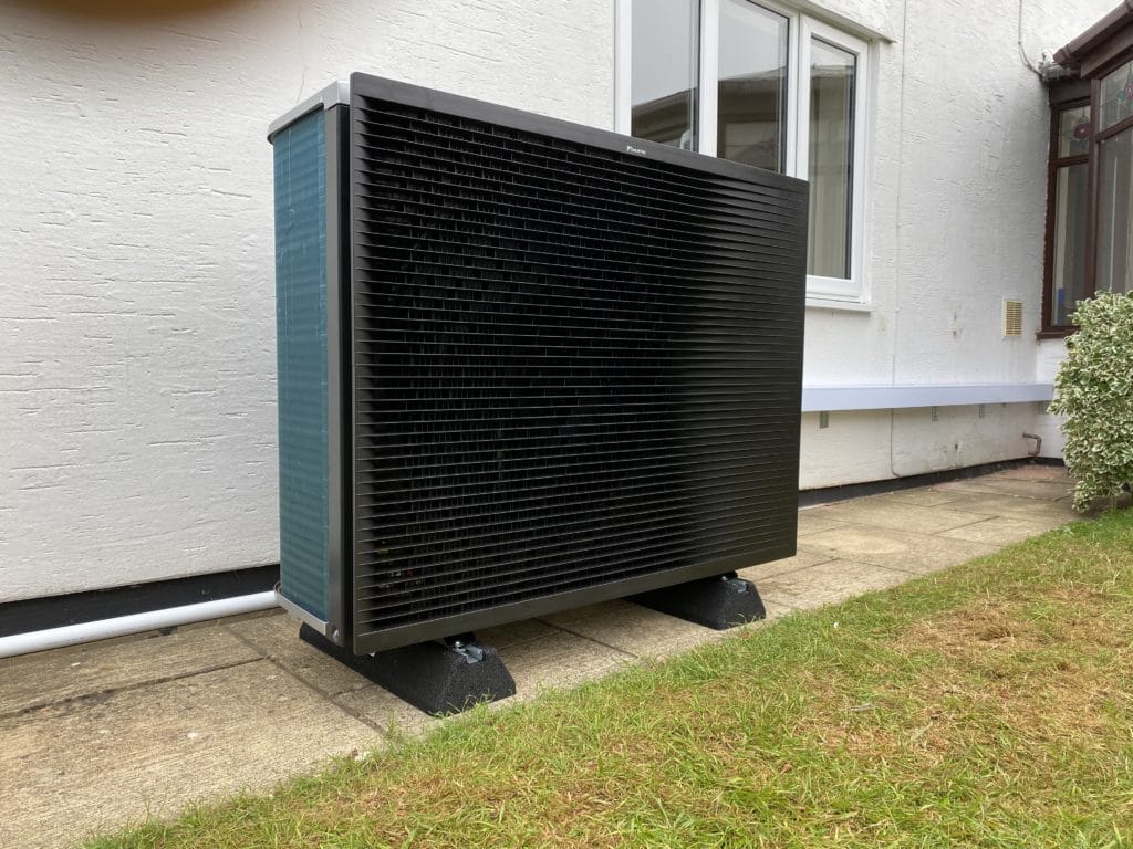 Daikin Air Source Heat Pumps Build It