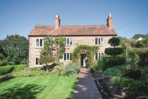 400-year-old cottage renovation