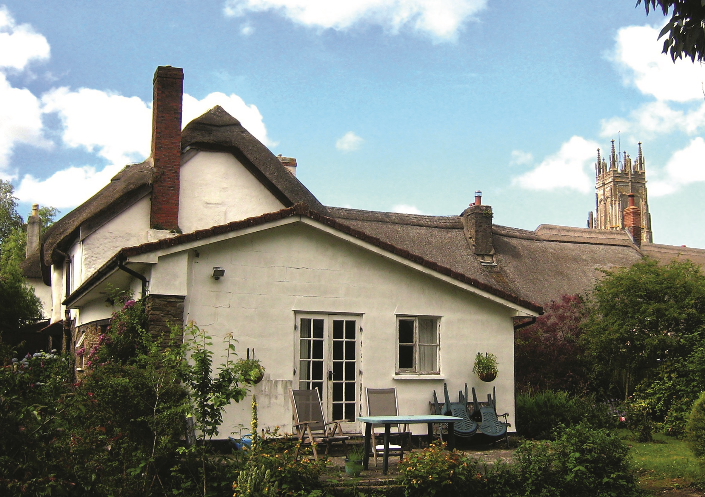 The end wall of the annexe is unstable and will need to be replaced