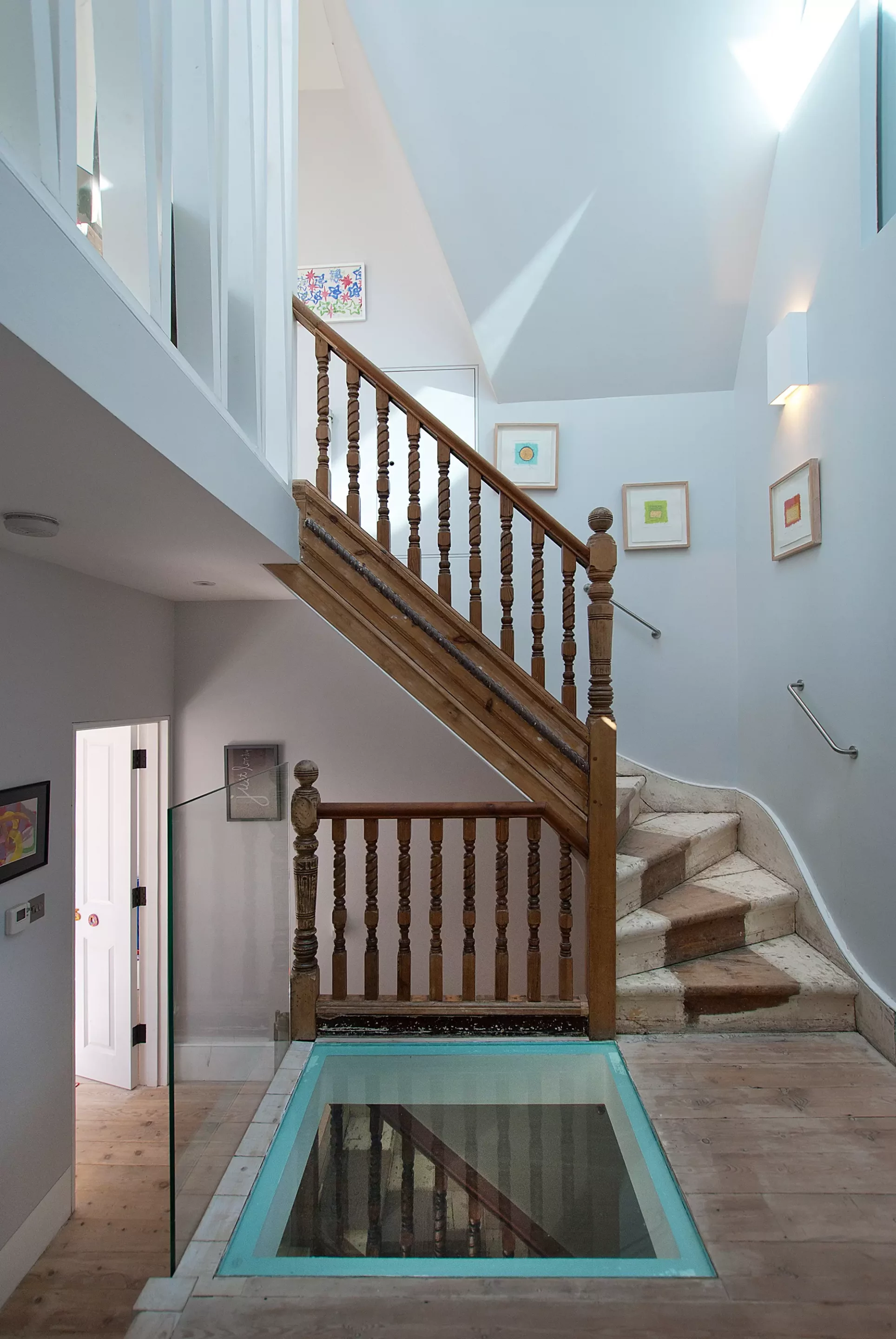 Edwardian house renovation stairwell
