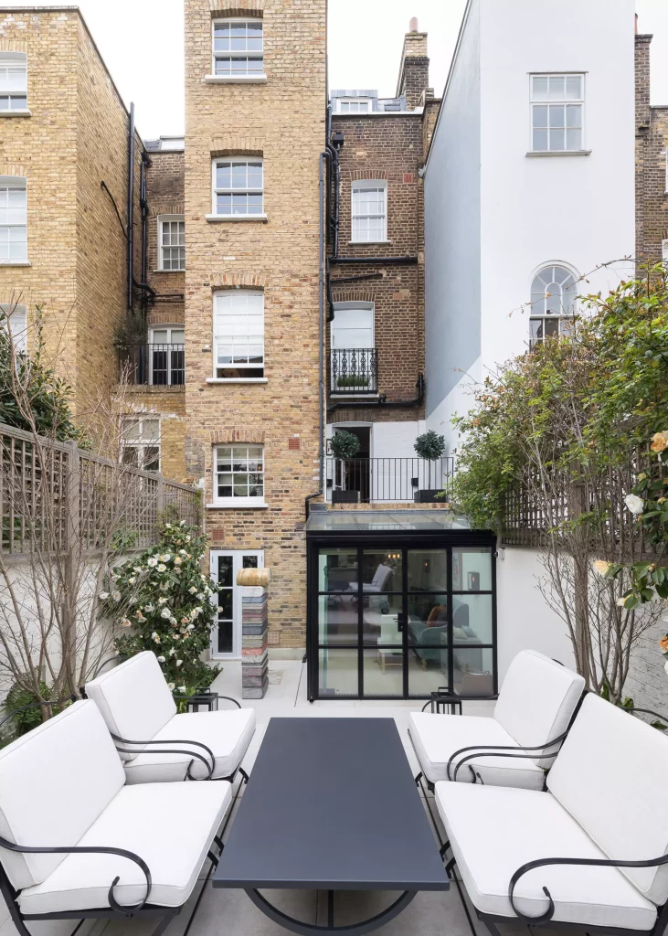 Glass Box Extension to Listed Home