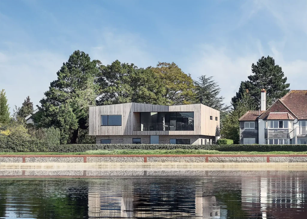 contextual self build on the waterfront 