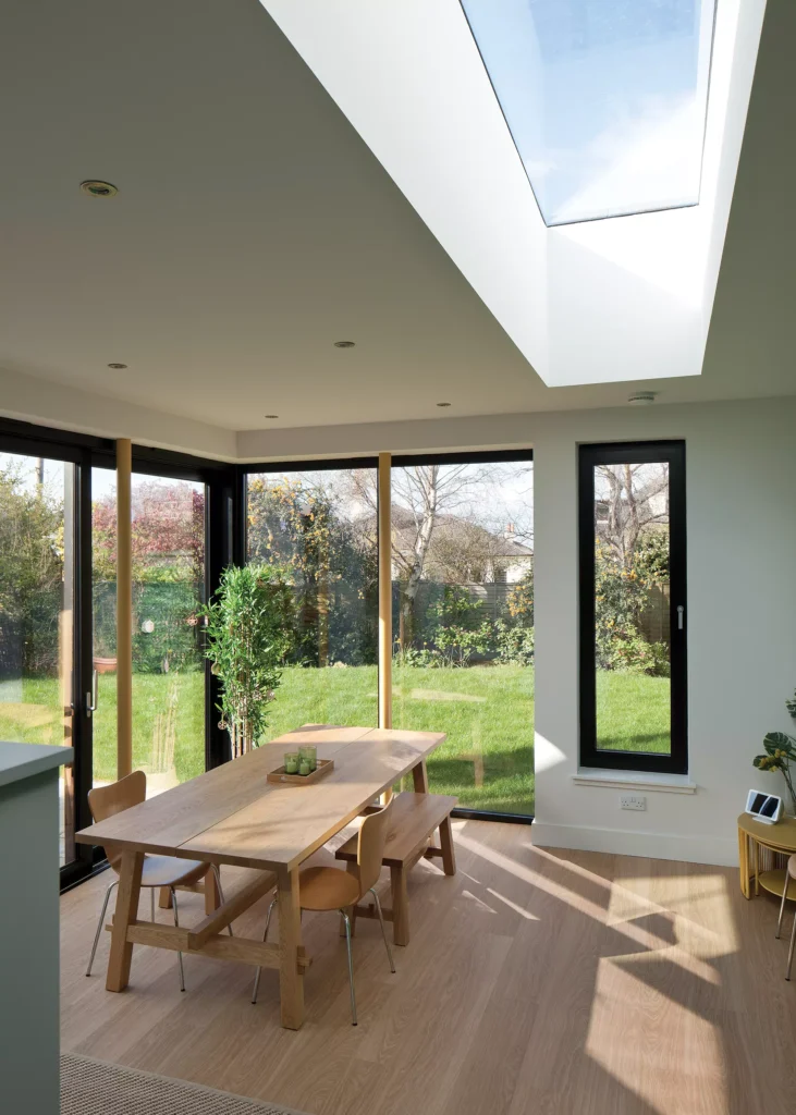 Glazing in dining room