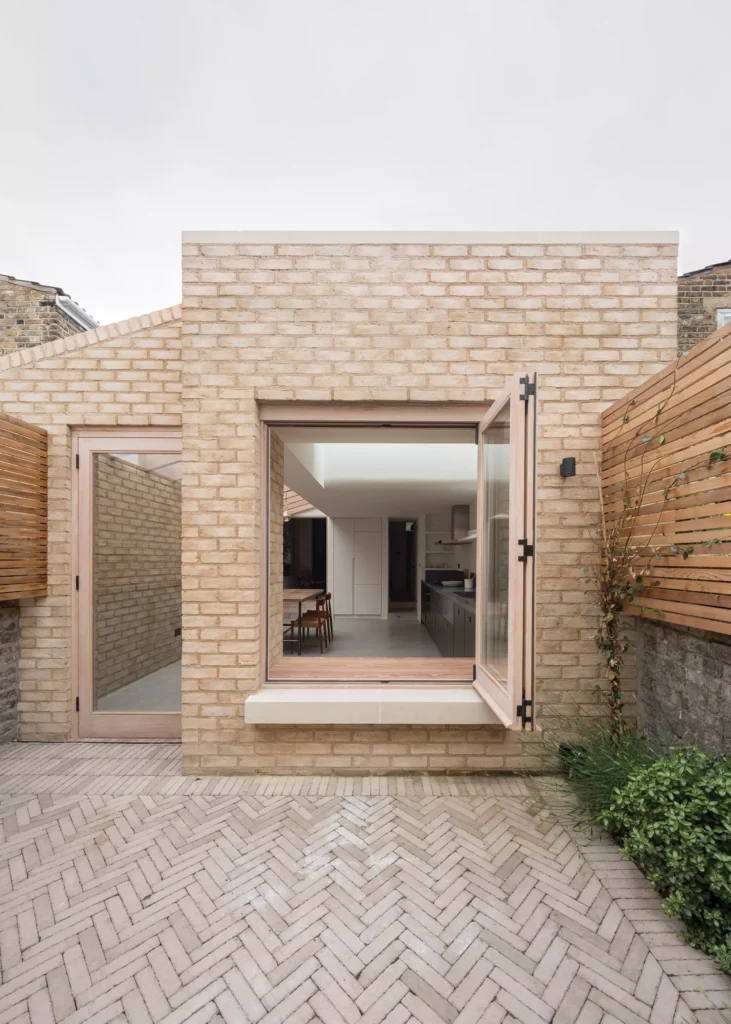 Architect-designed kitchen extension