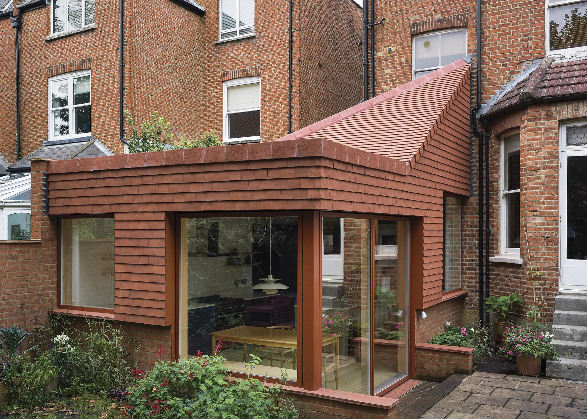 Roof Design Ultimate Guide – How to Decide Your Roof Type, Covering & Design