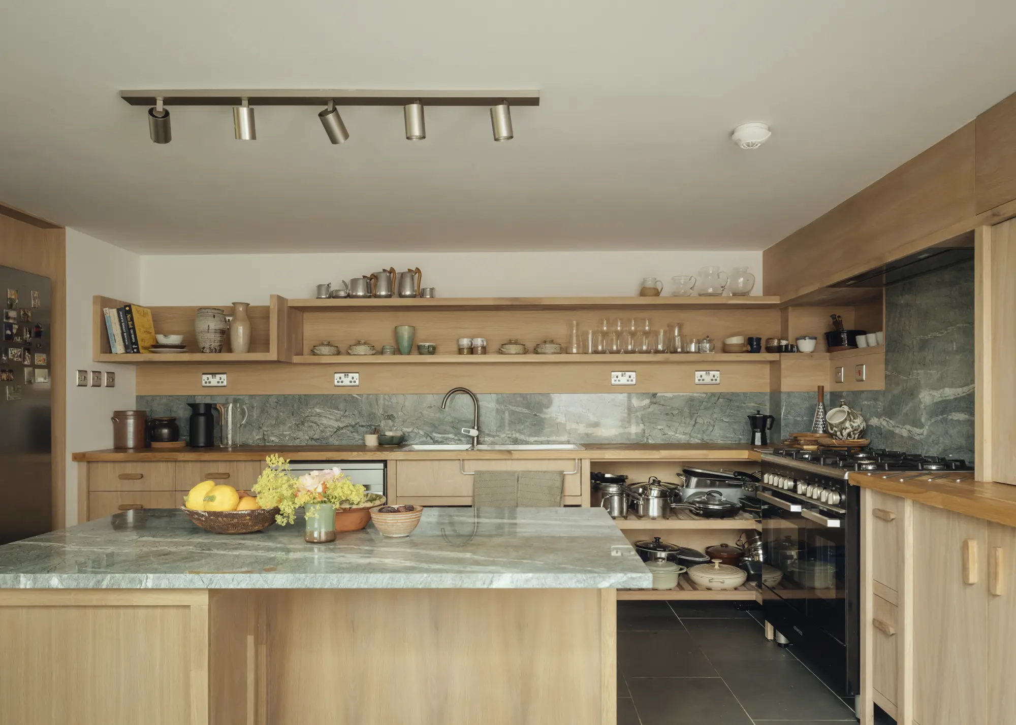 Double-Storey Extension Ideas – 13 Two-Storey House Extensions that Stand Out from the Crowd 2 18th-Century Cottage Upgraded with a Double-Height Extension